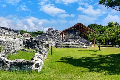 El Rey Mayan Ruins